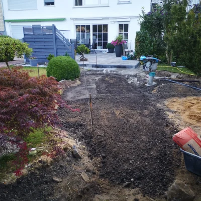 Veralteter Gartenbereich in Alsdorf-Warden vor der kompletten Neugestaltung durch Markus Lillot